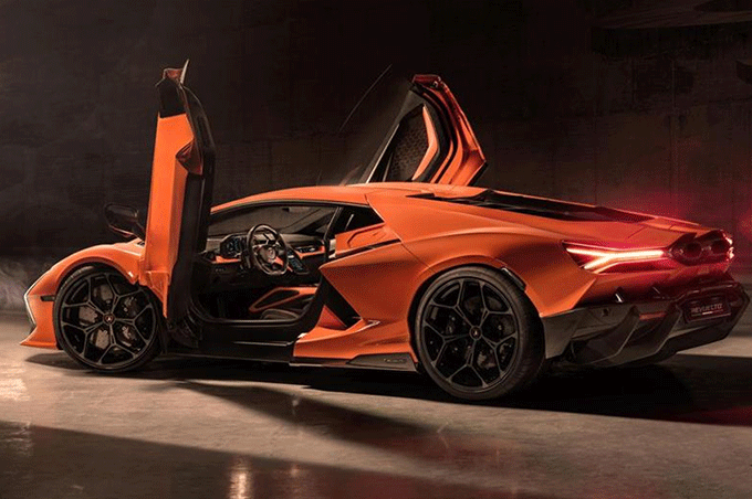 Lamborghini Revuelto 2024 04